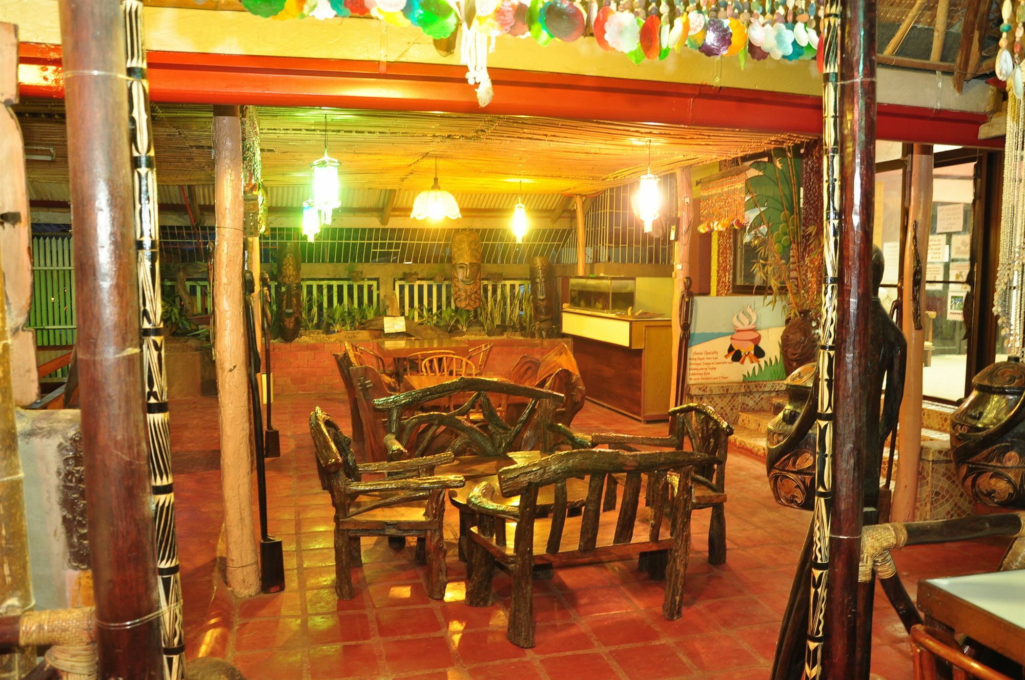 Lola Itang Pension House Tiniguiban Екстер'єр фото